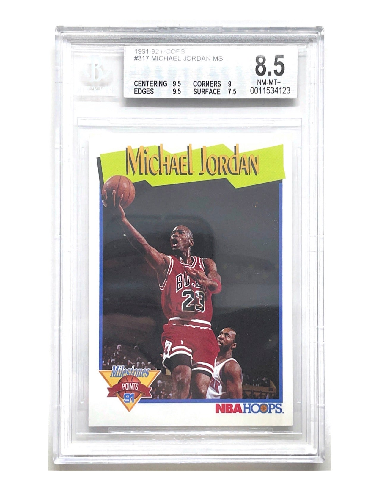Michael Jordan 1991-92 Hoops #317 - BGS 8.5